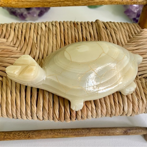 Large Banded Calcite Crystal Turtle Carving Polished Onyx Tortoise Figurine 4.5” - Picture 15 of 16